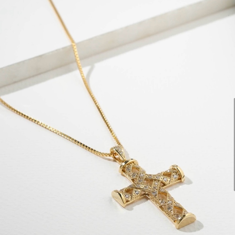 Vanessa Mooney Cross necklace